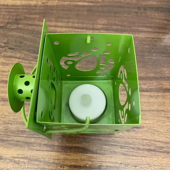 Colorful Metal Lanterns - Picture 3 of 14